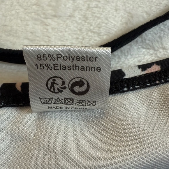 Shekini Swimwear Cheetah Print Bikini with Black Trim Girls 6/8 - Picture 5 of 5